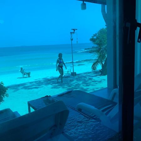 ลุงดำฮัทบีช Hotel Koh Samet Buitenkant foto