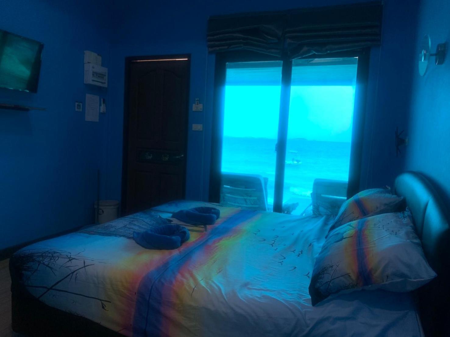 ลุงดำฮัทบีช Hotel Koh Samet Buitenkant foto